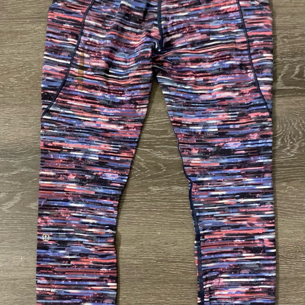Lululemon leggings size 8